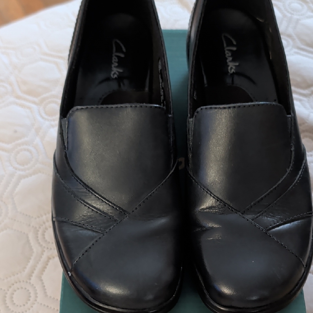 Clarks Women's Classic Black Flats